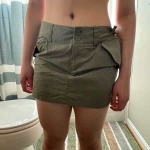 Green H&M cargo mini skirt